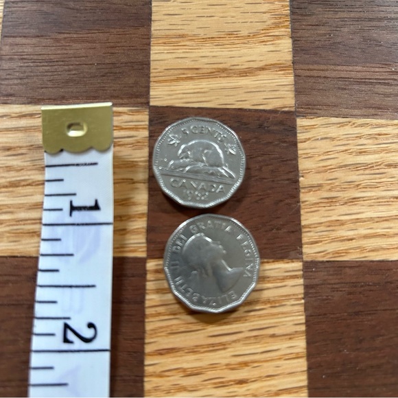 Canadian 5 Cent Beaver 🦫 Nickel Bundle - 1 Roll = 40 coins - Picture 5 of 11